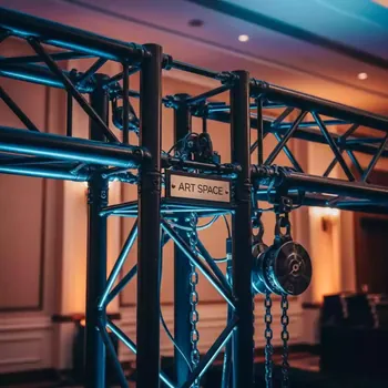 Аренда Комплект риггинг для концерта в Radisson Collection Paradise — ART SPACE