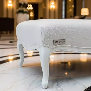 Аренда Пуф Эллада белый в Boutique Hotel PORTUM 1905 — ART SPACE