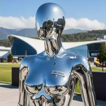 Аренда Манекен женский серебряный в Skypark Sochi — ART SPACE