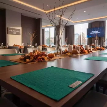 Аренда Салфетка габардиновая Рондо изумрудная в Mercure Сочи Центр — ART SPACE