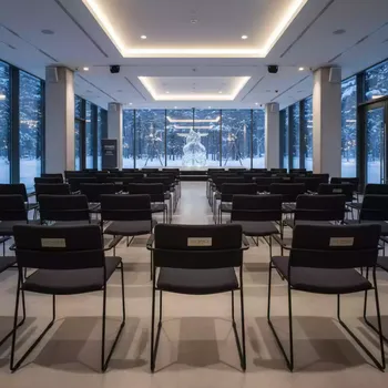Аренда Стул Iso черный в Sport Inn Hotel & Wellness — ART SPACE