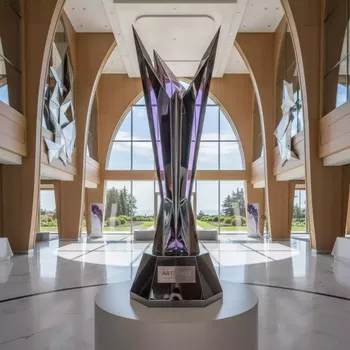 Аренда Награда Glory большая в Rodina Grand Hotel & SPA — ART SPACE