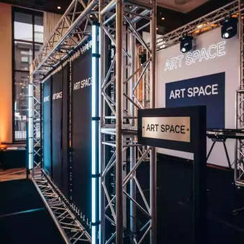 Аренда Интерактивная стена батут UTS Jumper в отеле Radisson Lazurnaya — ART SPACE