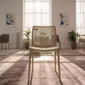 Аренда Кресло пластиковое Sky Pro бежевое в Mercure Сочи Центр — ART SPACE