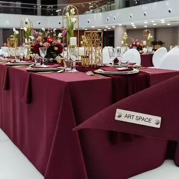 Аренда Скатерть прямоугольная Pantone 208 U бордовая в Керлинговом центре «Ледяной куб» — ART SPACE