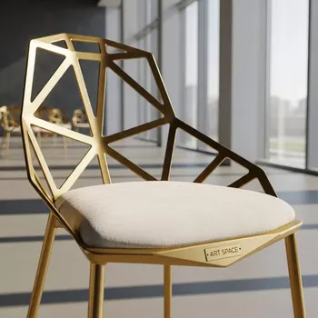 Аренда Стул Хамелеон золотой кремовая подушка из бархата в Mantera Supreme — ART SPACE