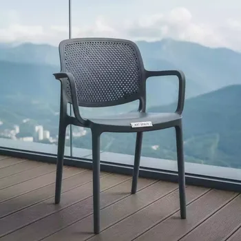 Аренда Стул пластиковый Remind RG серый в Skypark Sochi — ART SPACE