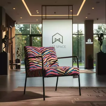 Аренда Стул с обивкой Zebra Pop legs в City Park Hotel Sochi — ART SPACE