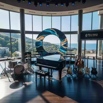 Аренда Инструменты музыкальные 12 в Pullman Sochi Centre — ART SPACE