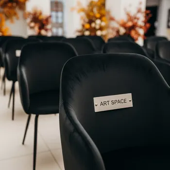 Аренда Стулья мягкие черные для конференции в санатории «Русь» — ART SPACE
