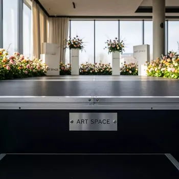 Аренда Сцена 3х4 в ресторане «La Terrazza» — ART SPACE