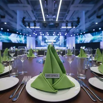 Аренда Салфетка зеленое яблоко профессиональная в Mövenpick Hotel — ART SPACE