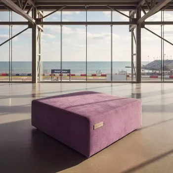 Аренда Пуф shape lilac triangle в пляжном клубе Del Mar — ART SPACE
