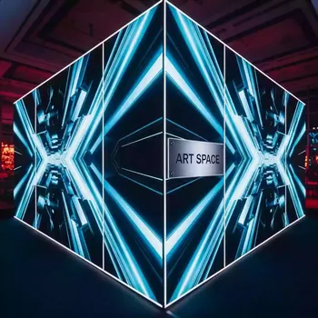 Аренда Светодиодный экран All in One QSTech xWall Plus 220 12 в ресторане «Баран-Рапан» — ART SPACE