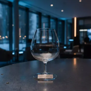Аренда Бокал для бренди 398 мл в Mövenpick Hotel — ART SPACE