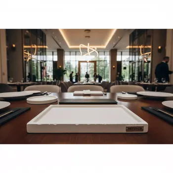 Аренда Блюдо базальт прямоугольное белое 145х85 мм в City Park Hotel Sochi — ART SPACE