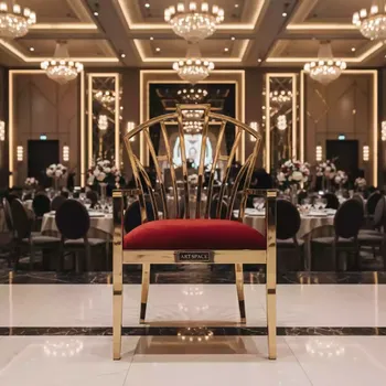Аренда Стул с алюминиевым каркасом золото красная корона в Sochi Marriott Krasnaya Polyana — ART SPACE