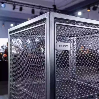 Аренда Стеллаж сетчатый угол внешний 90 градусов в Omega Sirius — ART SPACE