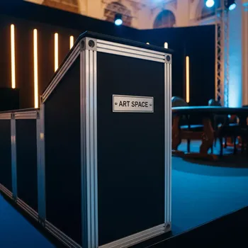 Аренда Подиум Европодиум в Университете «Сириус» — ART SPACE
