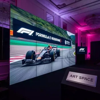 Аренда Видеостена Samsung VH55TE 2x2 в Маринс Парк Отеле — ART SPACE