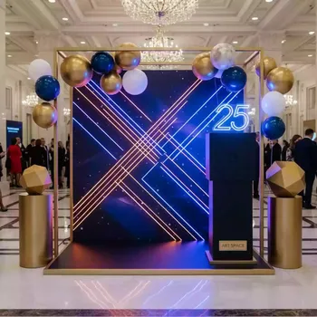 Аренда Фотозона на день рождения 25 лет в Omega Sirius — ART SPACE
