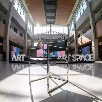 Аренда Стул Джамбул Трансильвания хром в Stella di Mosca — ART SPACE