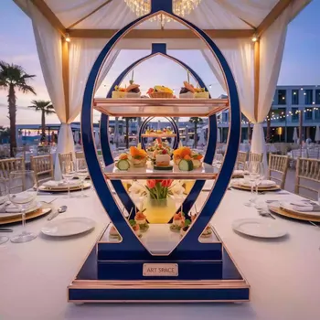 Аренда Этажерка трехъярусная для подачи 38х38 см в Bridge Resort — ART SPACE