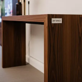 Аренда Консоль Black wood коричневого цвета в МФК «Горный» — ART SPACE