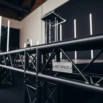 Аренда Конструктив для сцен и подиумов в Mantera Supreme — ART SPACE