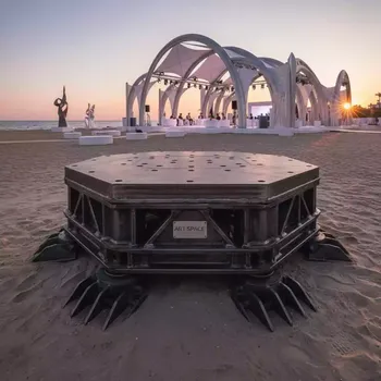 Аренда База утяжелительная для плит Steel Cross Base на пляже «Мандарин» — ART SPACE