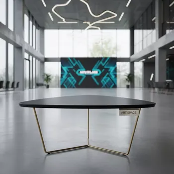 Аренда Журнальный стол Triangle gold black в Сочи Парк Отеле — ART SPACE