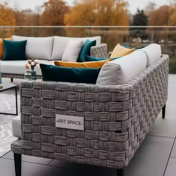 Аренда Диван плетеный с подушками Charme в Boutique Hotel PORTUM 1905 — ART SPACE