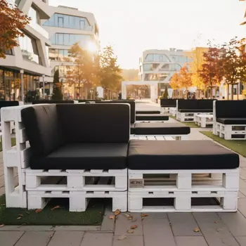 Аренда Лавки из паллет белые с черной подушкой в Bridge Resort — ART SPACE