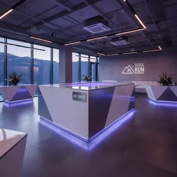 Аренда Секция угловая 45 градусов в ресторане «Высота 5642» — ART SPACE