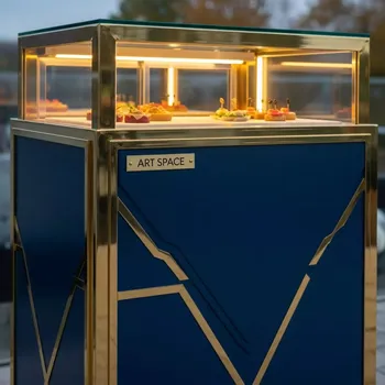 Аренда Холодильная витрина для open air в ресторане «D.O.M» — ART SPACE