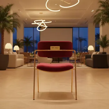 Аренда Стул Хит велюр Velutto красный каркас золотой в Courtyard by Marriott Sochi — ART SPACE