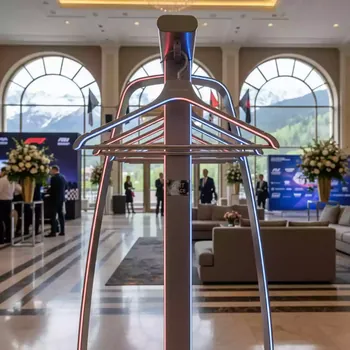 Аренда Вешало 25 вешалок в Golden Tulip Rosa Khutor — ART SPACE