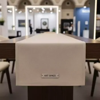 Аренда Дорожка бежевый лен 3х0,4 м в Ледовом дворце «Айсберг» — ART SPACE