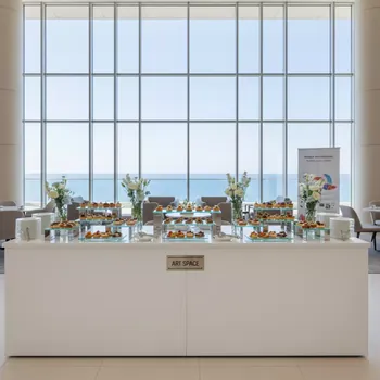 Аренда Столы фуршетные для кейтеринга в Pullman Sochi Centre — ART SPACE