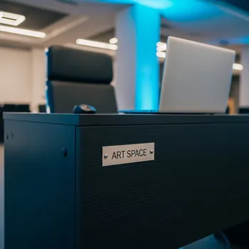 Аренда Стол Лидер 1 бук черный 1300х800 в ОКЦ «Галактика» — ART SPACE