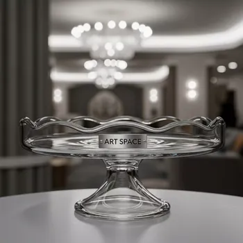 Аренда Блюдо на ножках стеклянное круглое с волнистым краем 350 мм в Radisson Hotel Rosa Khutor — ART SPACE