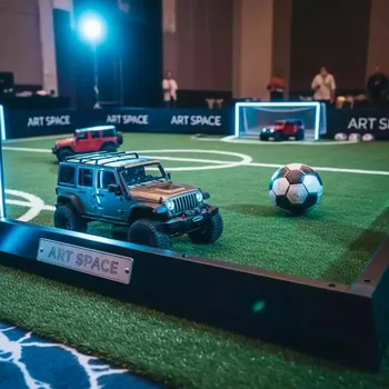 Аренда Радиоуправляемые джипы Автобол в Courtyard by Marriott Sochi — ART SPACE