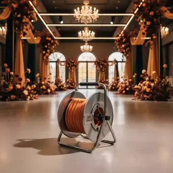 Аренда Удлинитель в катушке 50 м 10 А в Red Arena — ART SPACE