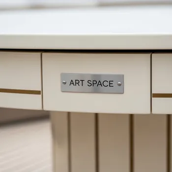 Аренда Стол круглый 90 слоновая кость DECO на VIP-яхте (Имеретинский порт) — ART SPACE