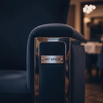 Аренда Стул электрический в ресторане «Brunello» — ART SPACE