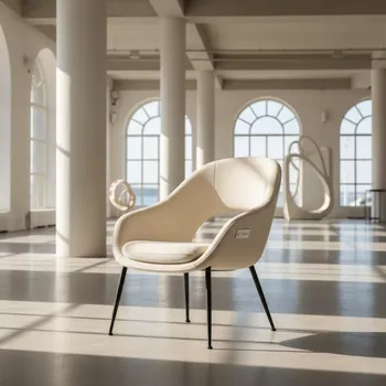 Аренда Кресло лаунж Tail кремовое в зале «Чайка» (Морпорт) — ART SPACE