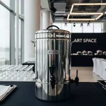 Аренда Кипятильник 10 л 1,5 кВт в зале «Чайка» (Морпорт) — ART SPACE