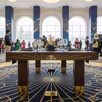 Аренда Стол обеденный деревянный Synthesis в Radisson Blu Resort & Congress Centre — ART SPACE
