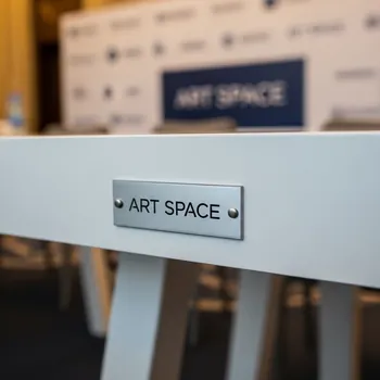Аренда Стол пластиковый Tkitt BG3K в Cosmos Sochi Hotel — ART SPACE
