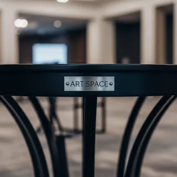 Аренда Стол Crocus Black d 80 в Sport Inn Hotel & Wellness — ART SPACE